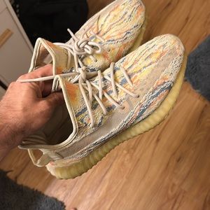 Yeezy | Oats | lightly used | With Box